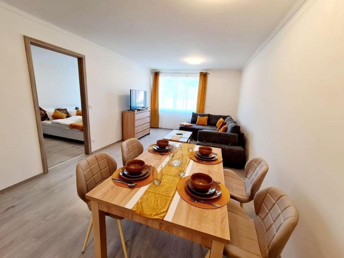 Hungary Homes Residence เฮวิซ ภายนอก รูปภาพ