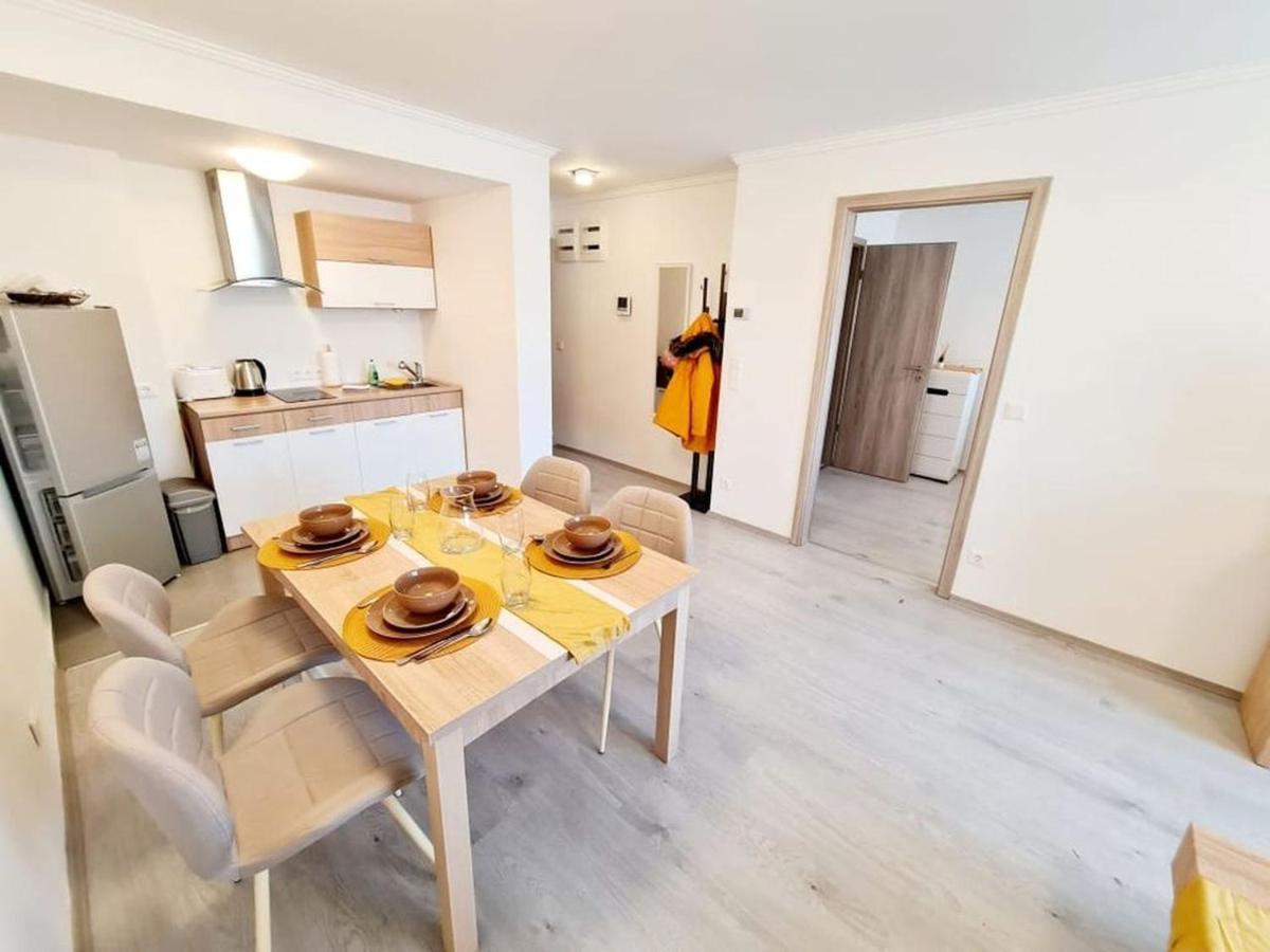 Hungary Homes Residence เฮวิซ ภายนอก รูปภาพ