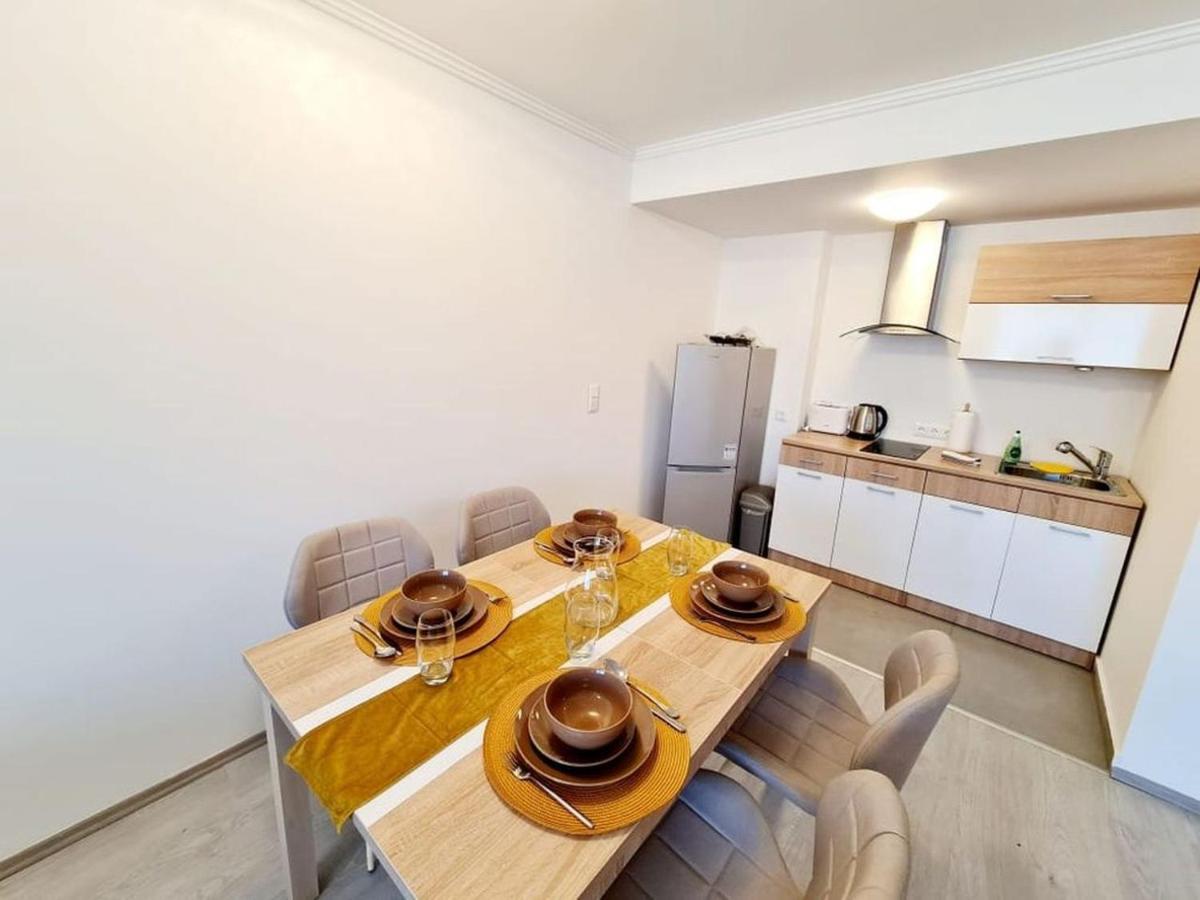 Hungary Homes Residence เฮวิซ ภายนอก รูปภาพ