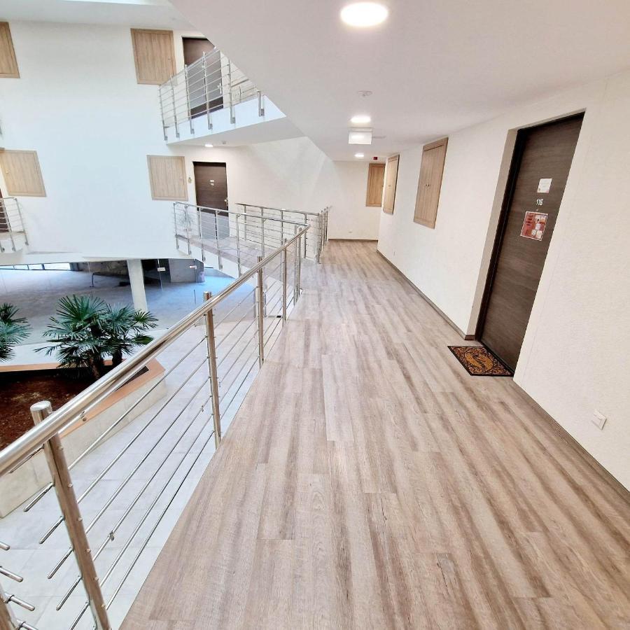 Hungary Homes Residence เฮวิซ ภายนอก รูปภาพ